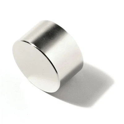 N52 Силен никелиран неодимов дисков магнит 20 mm X 5 mm за занаяти и сензори „Направи си сам“
